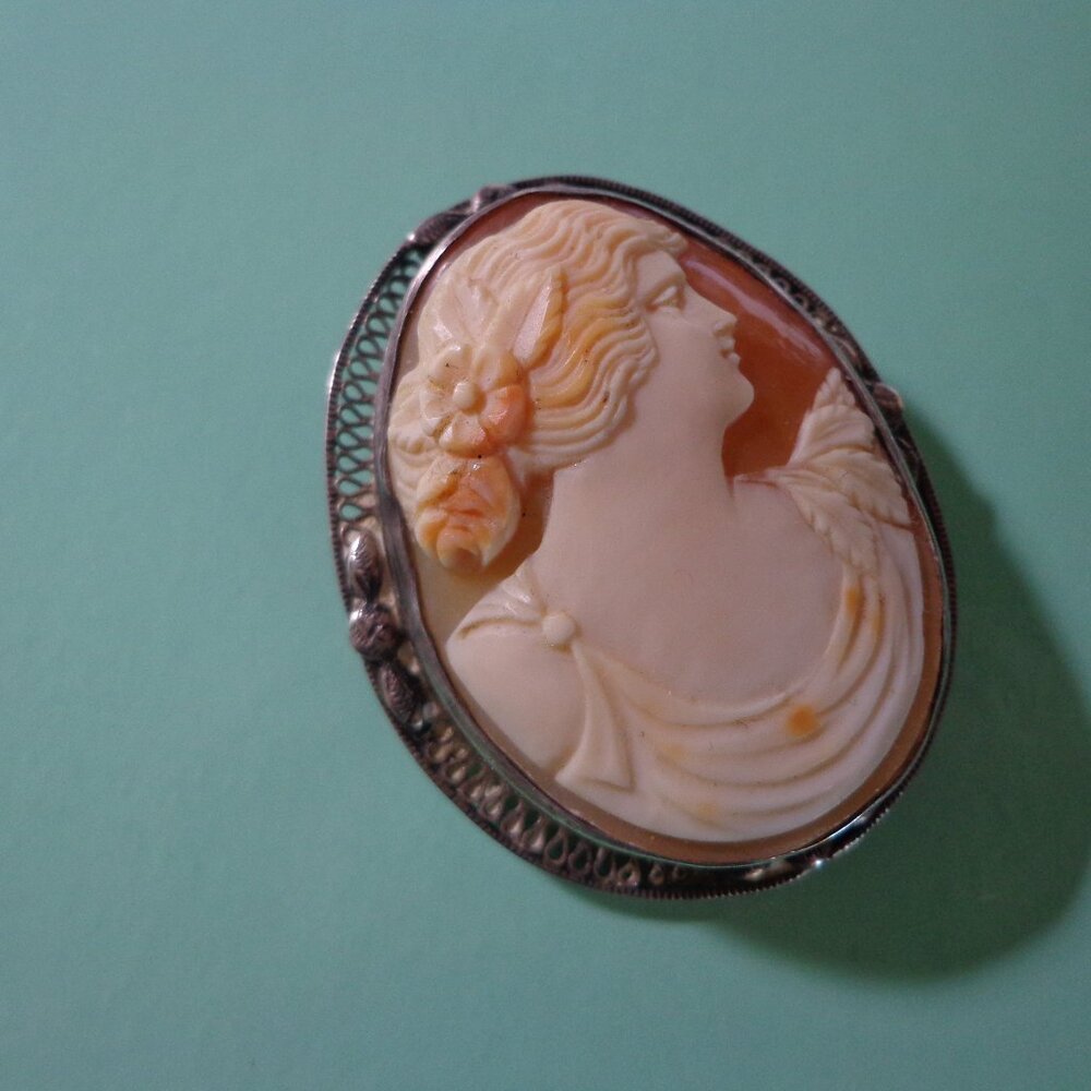 Lot of 2 Vintage Genuine Shell Carved Cameos Sterling Silver Brooch/Pendants - Picture 5 of 16